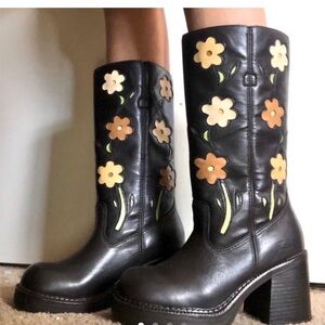 ISO 90’d sketcher boots